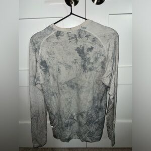 Lululemon Metal Vent Long Sleeve - (S)